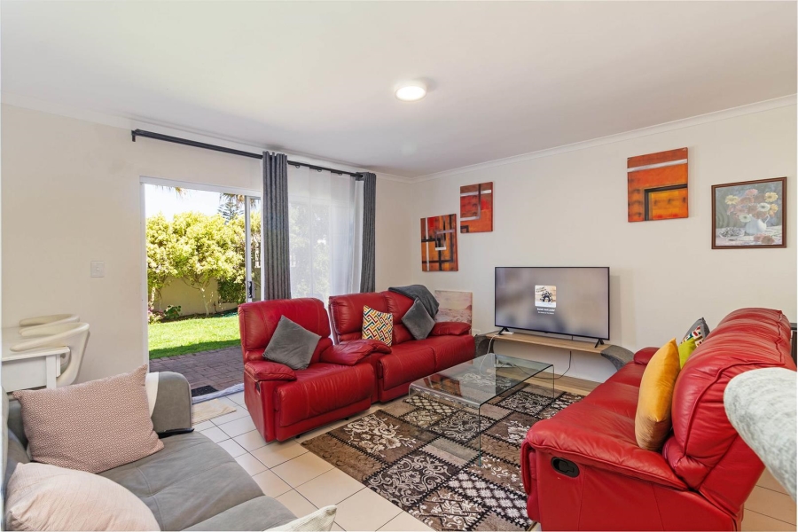 3 Bedroom Property for Sale in Table View Western Cape